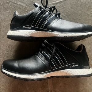 Adidas Men’s Boost Tour 360 golf shoe